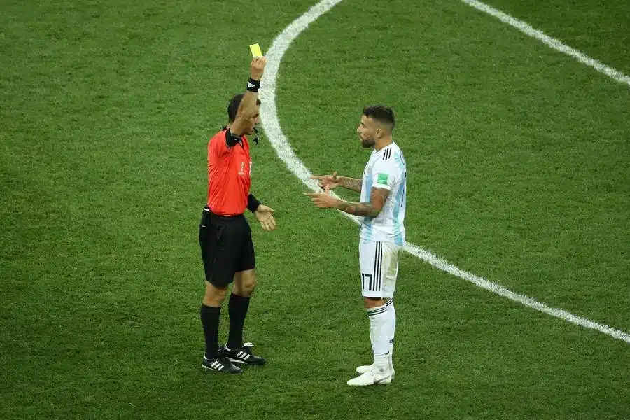 Mundial 2026: Otamendi, O Zagueiro Da Argentina, Mira Recorde Indesejado De Cartões Amarelos Na História Das Copas