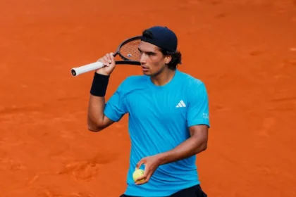 Henrique Rocha Brilha No Challenger De Perugia: Português Garante Semifinal E Sonha Com 7ª Final Da Carreira No Tênis