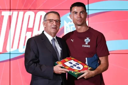 Mundial 2026: Presidente De Portugal Entrega Bandeira Da Esperança à Seleção E Desafia Equipe De Cristiano Ronaldo A Conquistar Taça Inédita