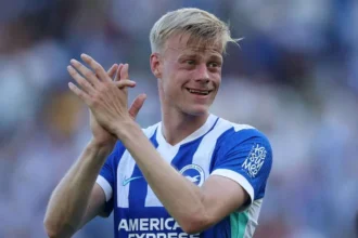 Oficial: Tottenham Anuncia Contratação De Jan Paul Van Hecke Do Brighton Por €60 Milhões