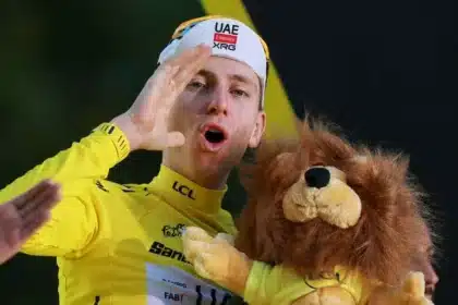 Tadej Pogacar Conquista 5º Tour De France, Igualando Lendas Do Ciclismo, E Já Projeta Próximos Desafios Sem Esquecer Rival Jonas Vingegaard