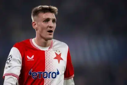 Benfica Prepara Proposta De €12 Milhões Por Chaloupek, Mas Slavia Praga Pede Mais E Concorrência Europeia Aquece Disputa Por Defesa Central Artilheiro