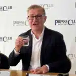 Ceo Do Bayern, Dreesen, Rejeita Categoricamente Saídas De Olise E Luis Díaz E Detalha Planos Futuros Do Clube