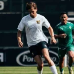 Gustavo Sá: Jovem Promessa Do Famalicão Ruma Ao Nottingham Forest Em Transferência De 20 Milhões E Empréstimo Imediato Ao Olympiacos