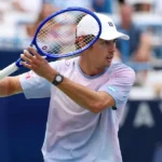 Alex De Miñaur Avança Com Autoridade às Quartas De Final Em Washington Após Duelo Geracional Contra O Jovem Hewitt