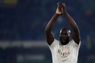 Lukaku Recusa Salário Faseado No Napoli E De Laurentiis Fixa Preço De Venda Em €10 Milhões: Entenda O Impasse No Mercado De Transferências