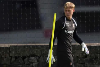Exclusivo: Ex Diretor De Horníček Revela Bastidores Da Infância Do Goleiro Do Newcastle E A Curiosa Exigência: ‘a Mãe Trazia Documentos Para Confirmar Data De Nascimento’