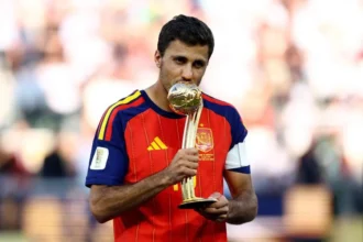 Novela Rodri: Manchester City Reage Com Frustração à Tática Agressiva Do Barcelona Por Meio Campista Estrela