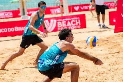 Voleibol De Praia: Dupla Portuguesa João Pedrosa E Hugo Campos É Eliminada Do Campeonato Europeu Após Derrota Decisiva Em Viena