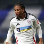 Estoril Avança Para Garantir Empréstimo De Promessa Inglesa Do Fulham E Reforçar Defesa Na Liga Portugal