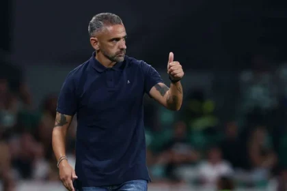 Rui Borges Exalta ‘boa Dor De Cabeça’ Com Defesa Do Sporting E Desvaloriza ‘novela Suárez’ Após Melhor Jogo Da Equipe