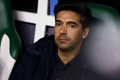 Abel Ferreira Se Retrata Com A Torcida Do Palmeiras Após Polêmica E Compara Fala A ‘casamento De 20 Anos’: ‘Às Vezes Digo O Que Não Devo’