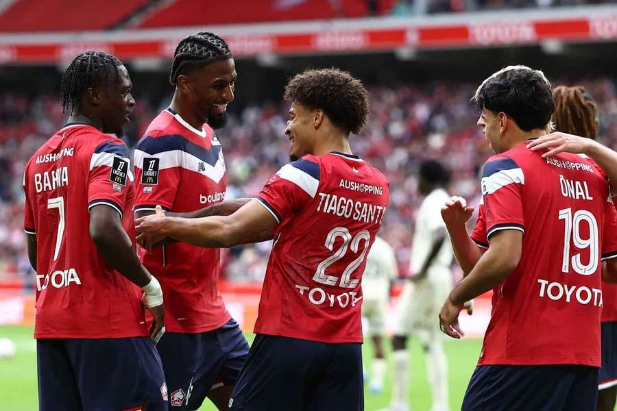 Golaço Decisivo De Tiago Santos Abre Caminho Para Vitória Do Lille Sobre O Troyes Na Ligue 1 (2 0)
