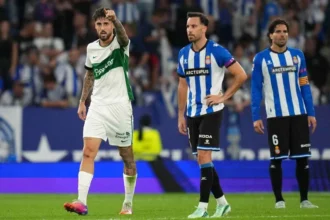 Laliga: Elche De Martín Anselmi Supera Expulsão Precoce, Vence Espanyol Fora De Casa E Conquista 1ª Vitória Crucial