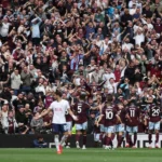 Tottenham, Em Início De Pesadelo Na Premier League, Sofre Derrota Dolorosa (2 3) E Concede A Primeira Vitória Ao Aston Villa